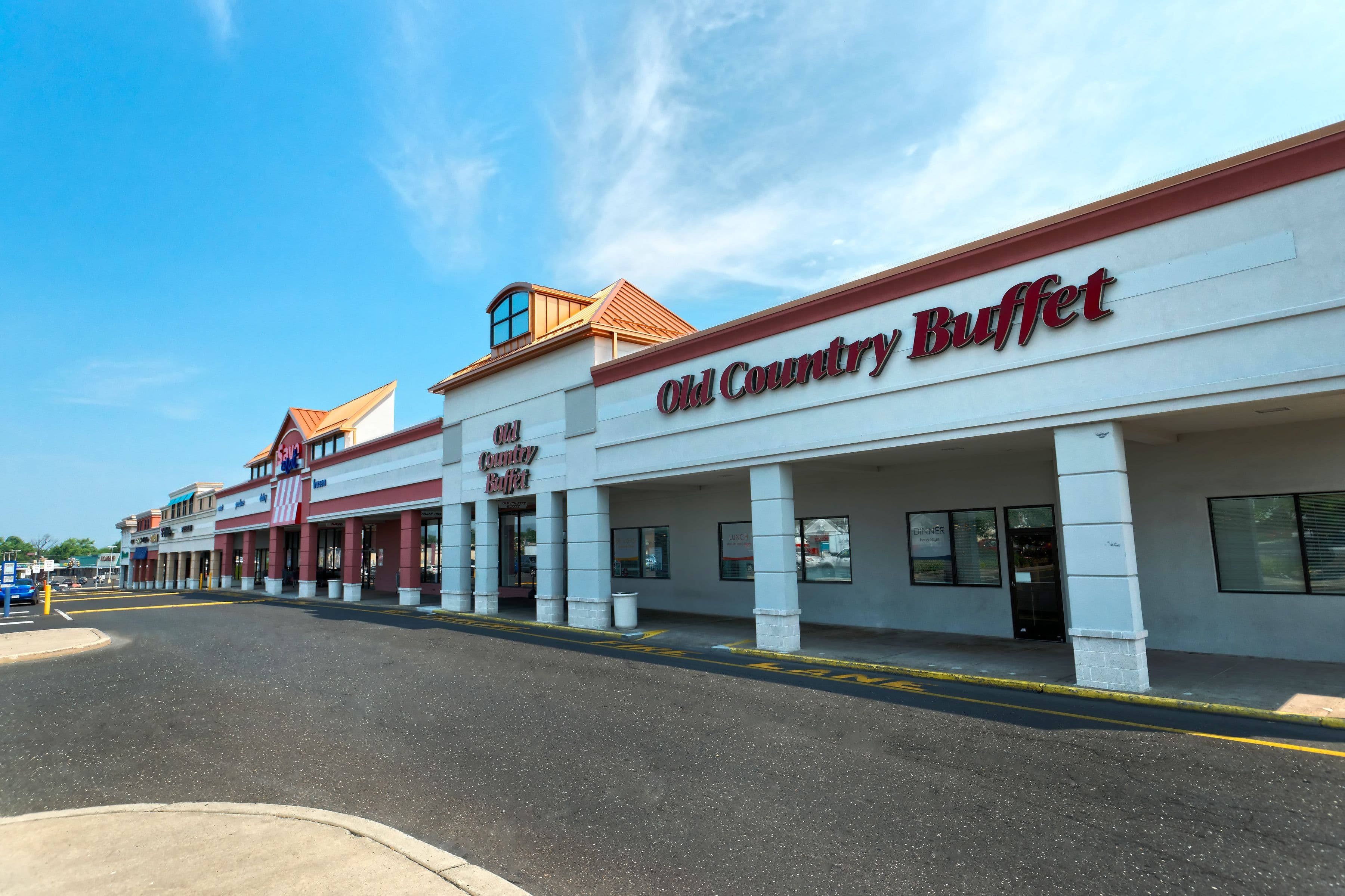 Brookwood Shopping Center - Image 3