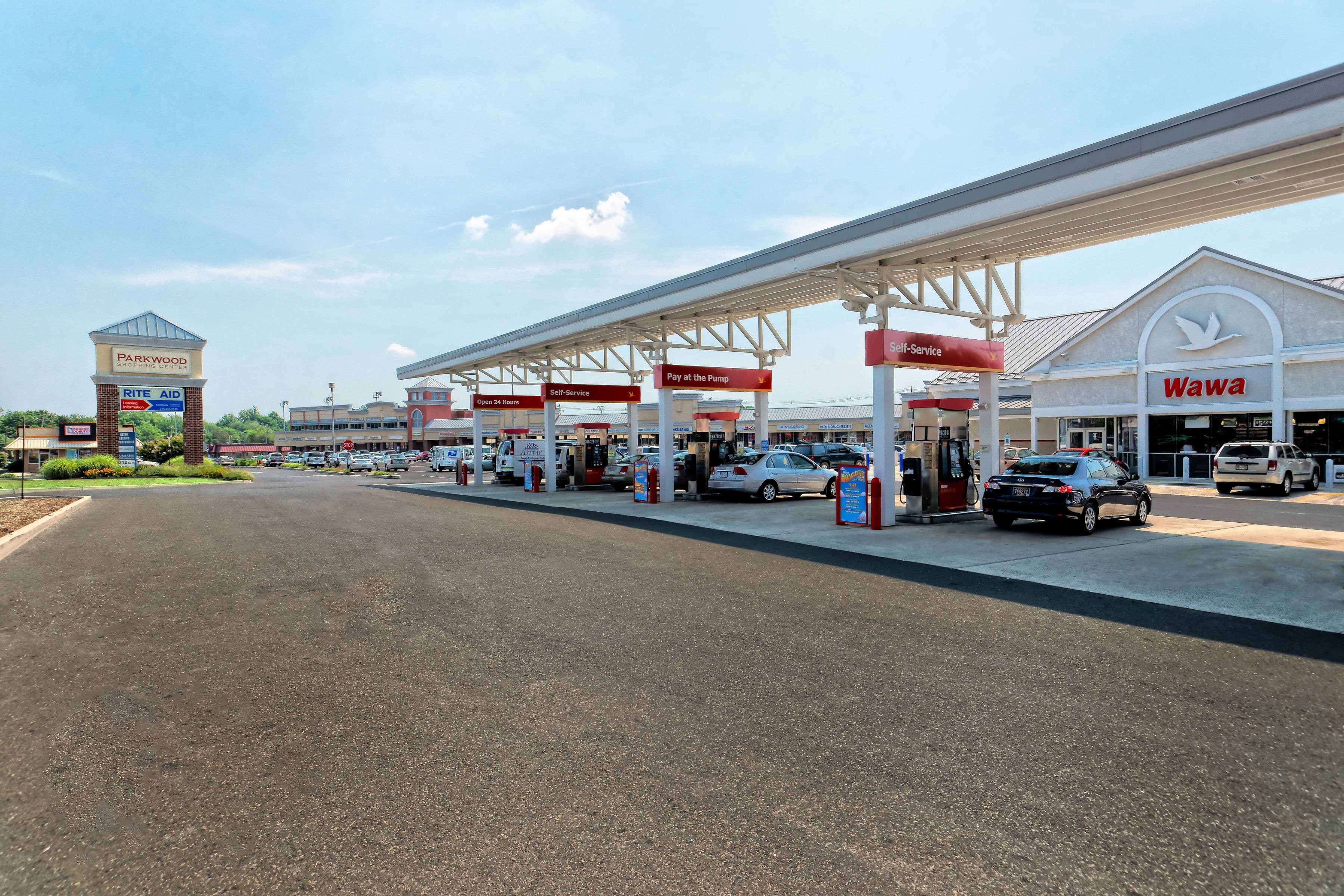 Parkwood Shopping Center - Image 2