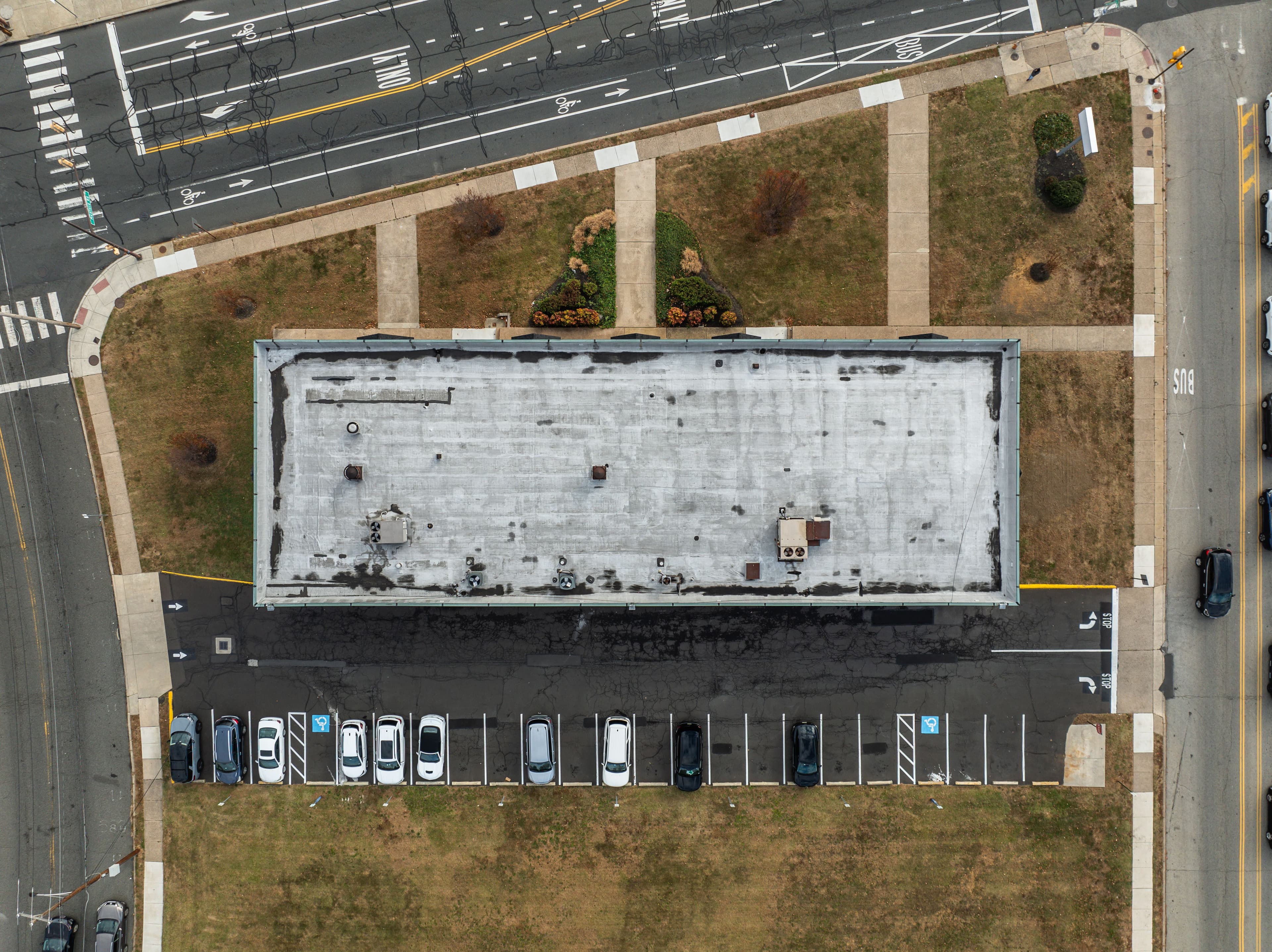 Parkwood Commons - Image 8